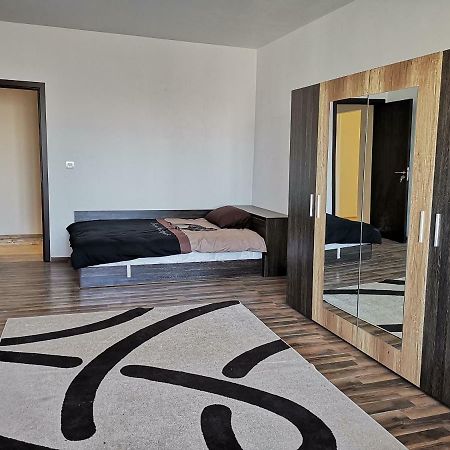 Tora Mora Apartment Varna Exterior photo